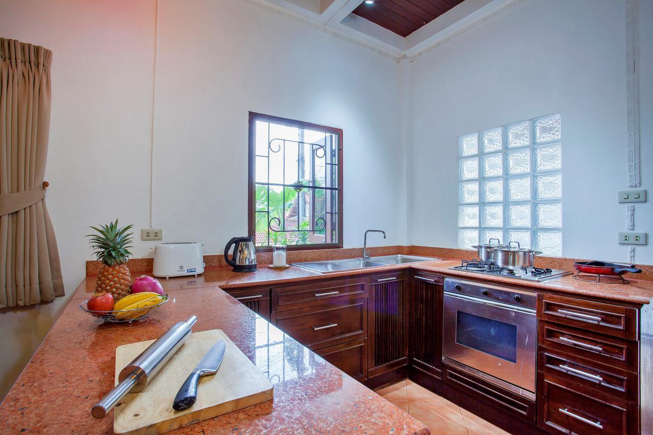 Traditional Thai Villa Nikkie In Tropical Nature, 4Br & Pool, Near Rawai Beach Nai Harn Esterno foto